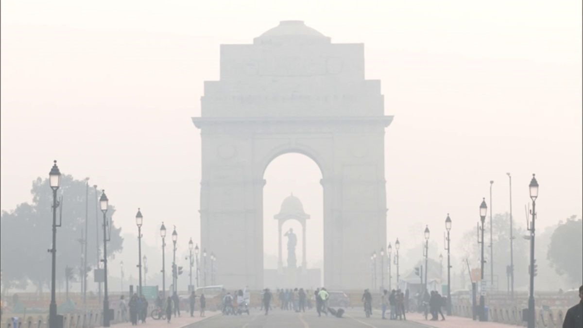Delhi Wakes Up To Coldest Morning This Season, Air Quality Remains ‘Very Poor’