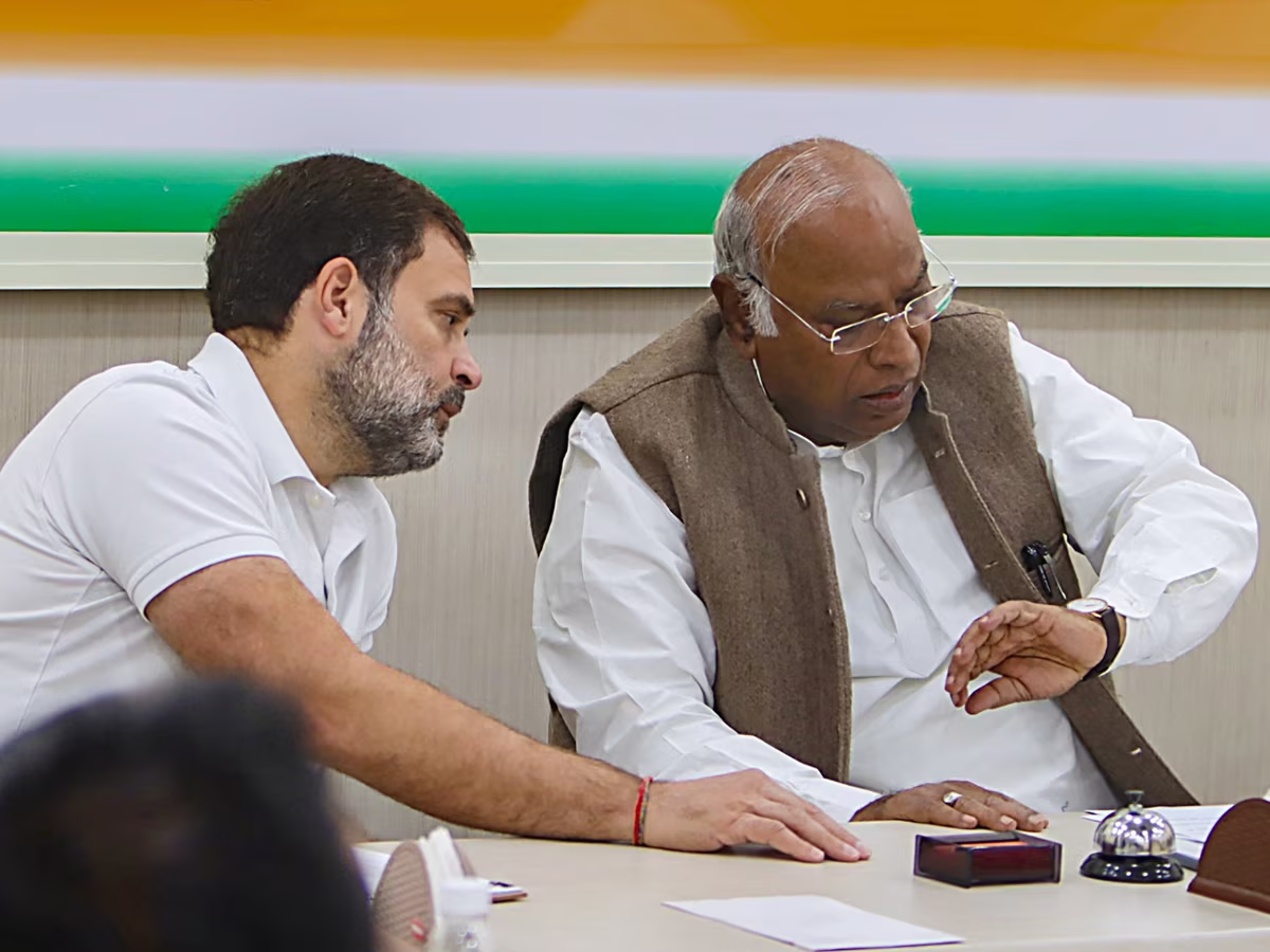 Rahul Gandhi Ought to Become Head of the state’: Karnataka CM Even As Mamata, Kejriwal Pitch For Kharge