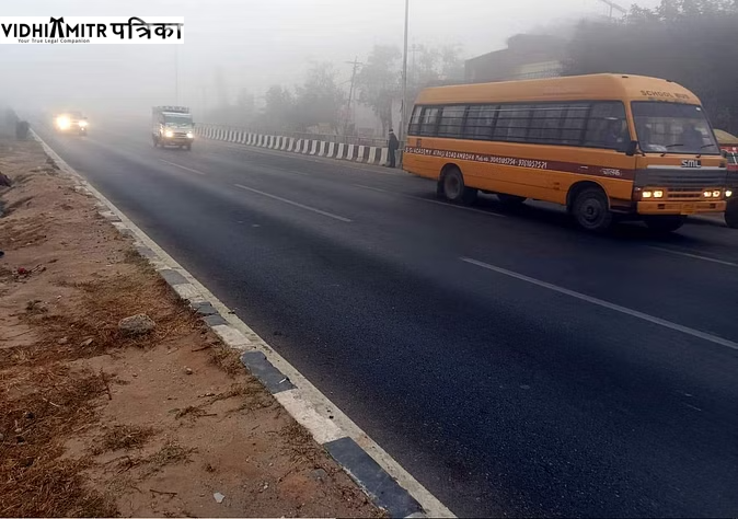 बर्फीली हवाओं से उत्तर भारत में बढ़ी शीतलहर, लखनऊ में 9 से 10 जनवरी तक बारिश की संभावना; अभी दो से तीन दिन नहीं है राहत की उम्मीद घना कोहरा पड़ेगा